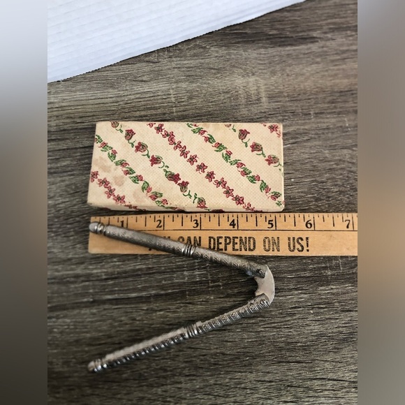 Vintage Nutcracker and Picks Set with Box - Picture 8 of 10